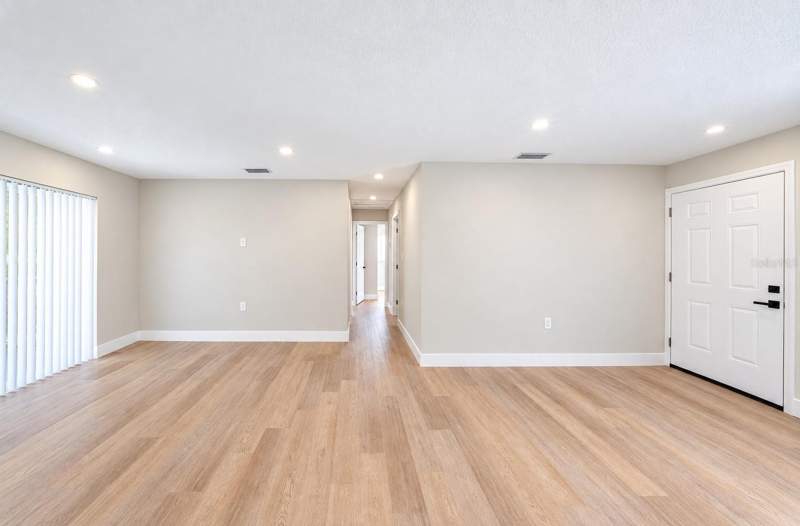 4 bedroom Single Family Residence at 4925 Elese Street, Malibu Groves Eighth Add, Orlando — photo 3