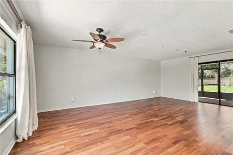 1507 Poinsettia Avenue, Tarpon Springs FL - photo 7 of 38