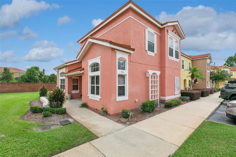 4 bedroom Townhouse at 966 Park Terrace Circle, Lake Berkley Resort Vill, Kissimmee — photo 2