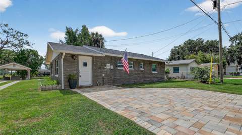 5411 Teal Drive, Weeki Wachee FL - photo 11 of 44