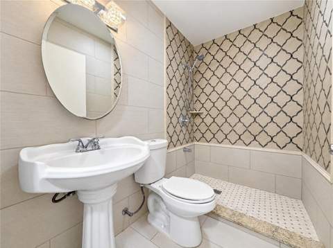 3205 W Rogers Avenue, Tampa FL - photo 20 of 26