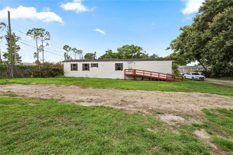 39140 Orient Avenue, Zephyrhills FL - photo 9 of 30