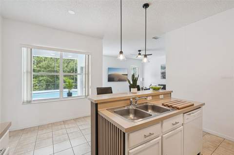 2529 Jasmine Trace Drive, Kissimmee FL - photo 12 of 52