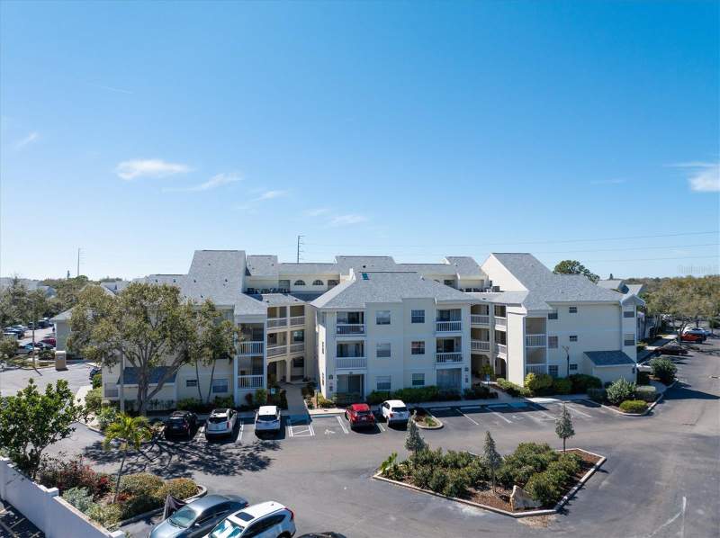 2 bedroom Condominium at 6931 Stones Throw Circle #5302, Stones Throw Condo, St Petersburg — photo 1