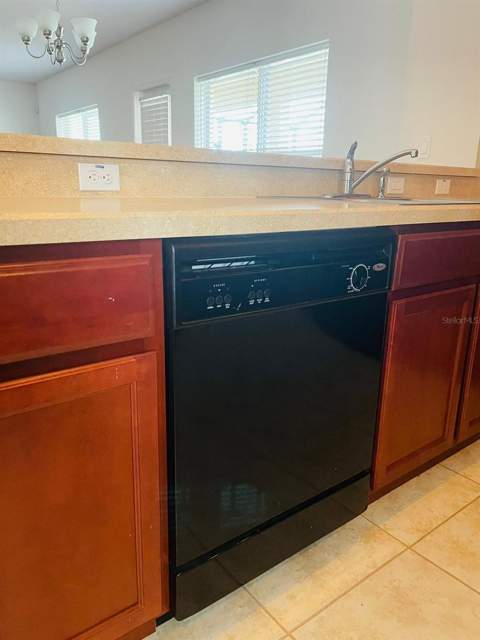 3603 Light Port Way, Kissimmee FL - photo 6 of 38