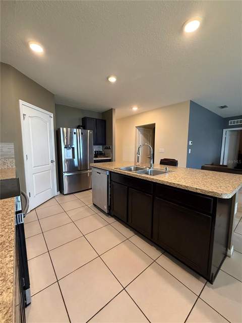 1876 Cassidy Knoll Drive, Kissimmee FL - photo 8 of 44