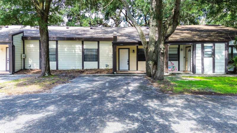 Terrace Oaks Townhomes