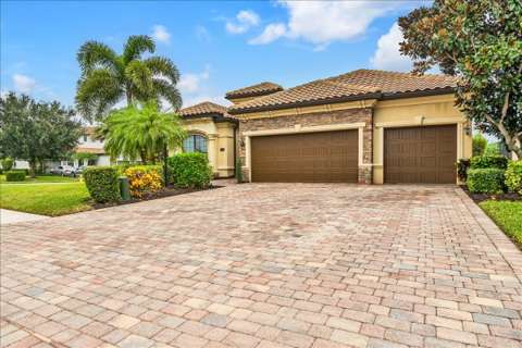 13003 Belknap Place, home for sale in Bradenton 34211