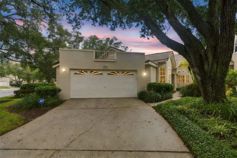 4 bedroom Villa at 435 Date Palm Court, Placido Bayou, St Petersburg — photo 1