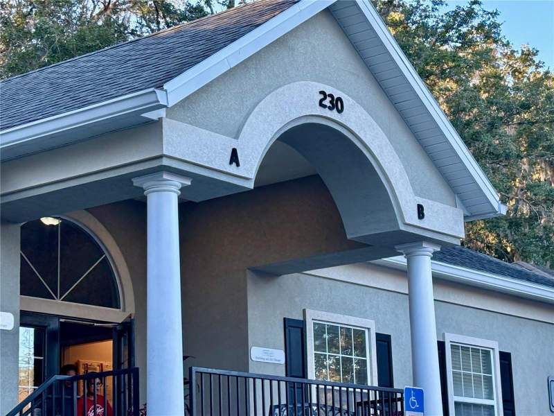 1 bedroom Condominium at 230 NW 76th Drive #B, Gainesville, Gainesville — photo 4