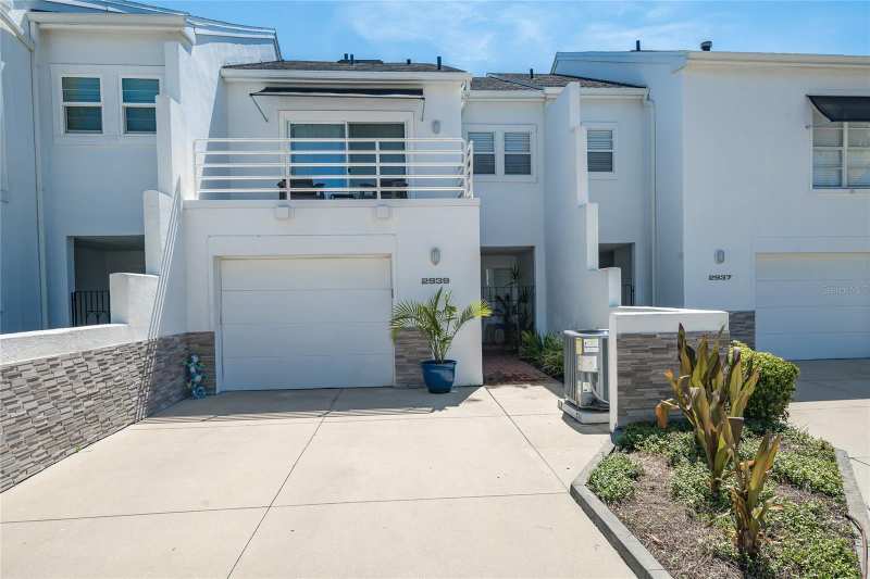 2 bedroom Townhouse at 2939 W Knights Avenue, Courtyards Of Tampa A Condomin, Tampa — photo 1