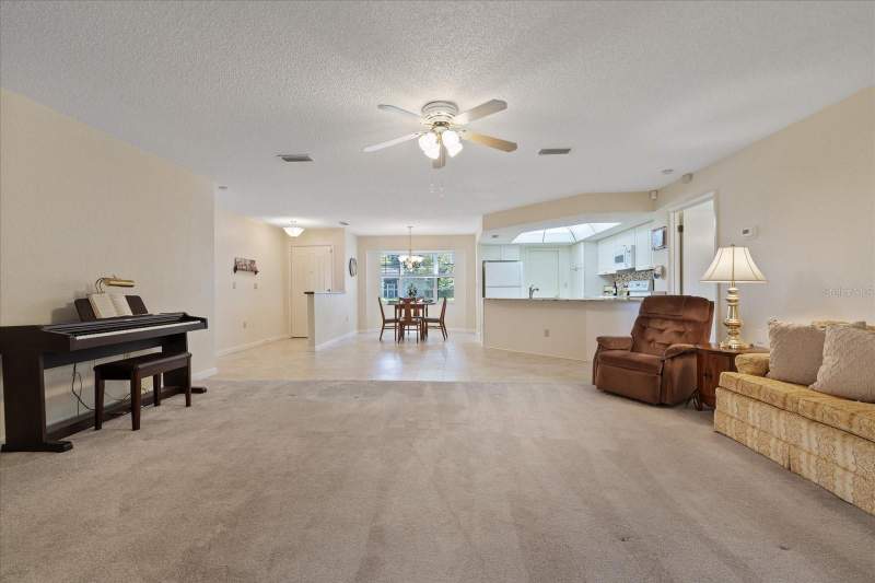 3 bedroom Single Family Residence at 7329 Fairwood Avenue, Woodridge Estates A Sub, New Port Richey — photo 4