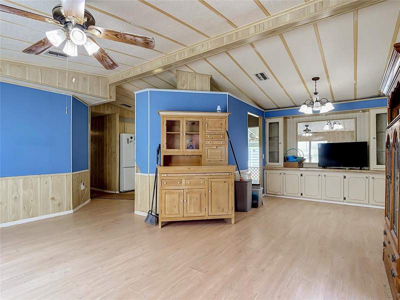 2 bedroom Manufactured Home at 2614 Mc Daniel Drive, Broadmoor, Kissimmee — photo 3