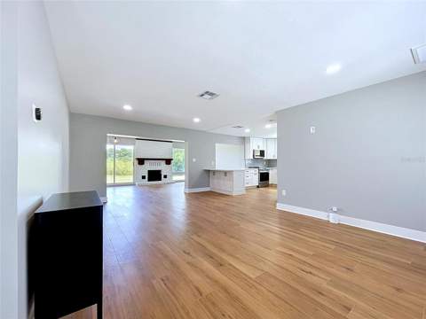 381 Westwinds Drive, Palm Harbor FL - photo 6 of 70