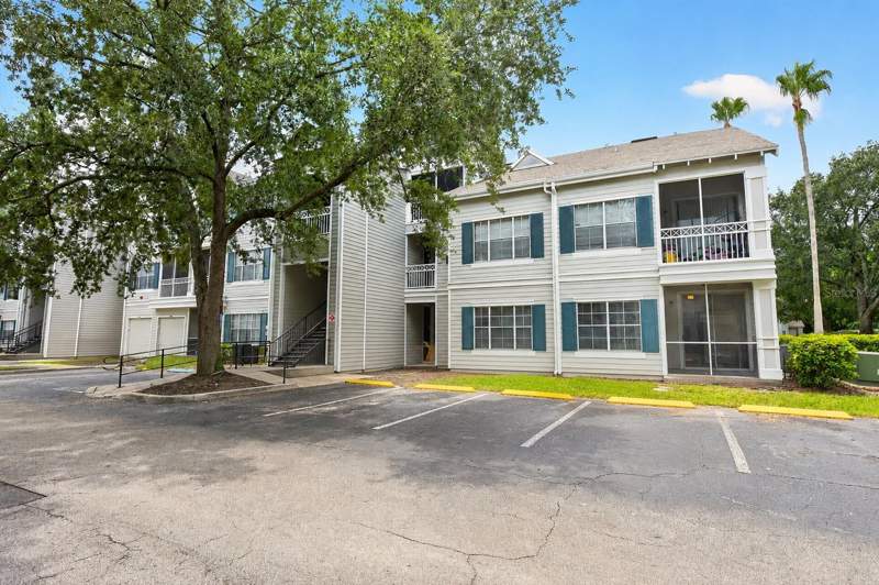 Charles Towne/Park CentralCondos for Sale in Orlando, FL