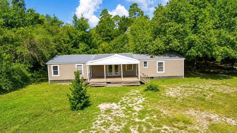3 bedroom Manufactured Home at 42135 Pine Valley Drive, Pine Valley Unit 02, Paisley — photo 2