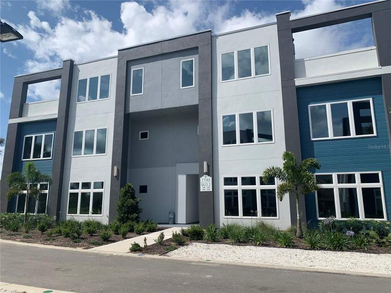 Spectrum At Reunion CondoCondos for Sale in Reunion, FL