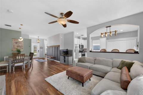 11313 Village Brook Drive, Riverview FL - photo 10 of 40