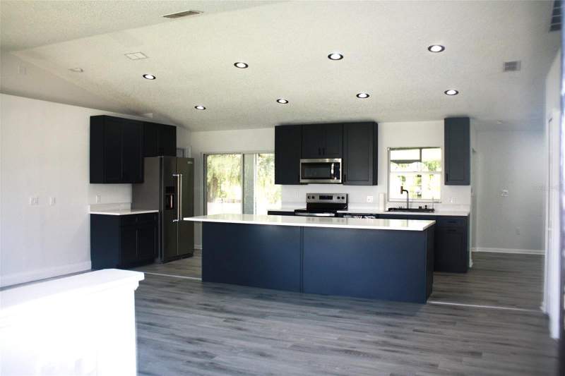 3 bedroom Single Family Residence at 2537 Jasmine Trace Drive, Jasmine Pointe At Crescent Lakes, Kissimmee — photo 5