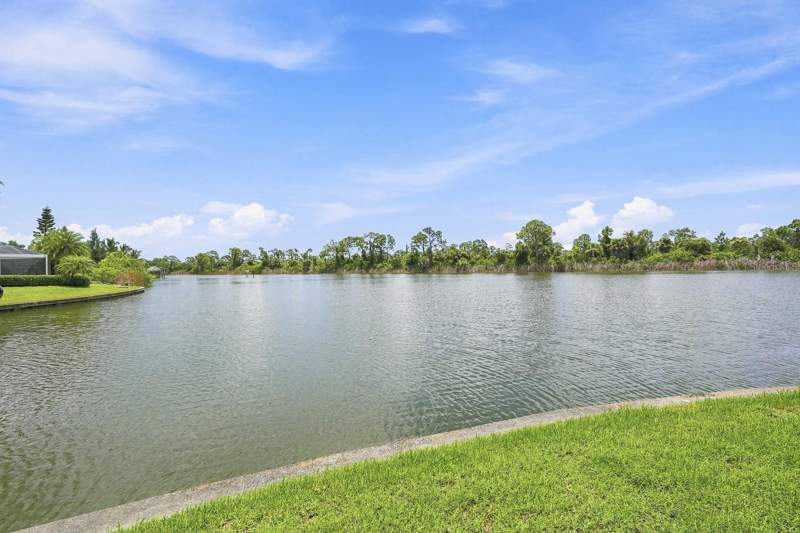 3 bedroom Single Family Residence at 10535 Aztec Road, Port Charlotte Sec 82, Port Charlotte — photo 5