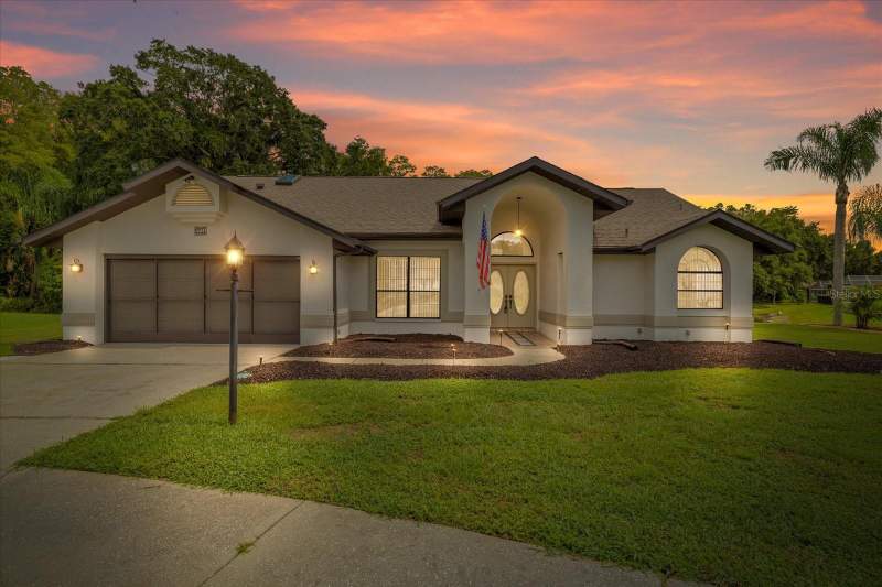 3 bedroom Single Family Residence at 9714 El Sol Court, Hunters Ridge, New Port Richey — photo 2