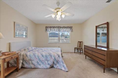 7329 Fairwood Avenue, New Port Richey FL - photo 18 of 47