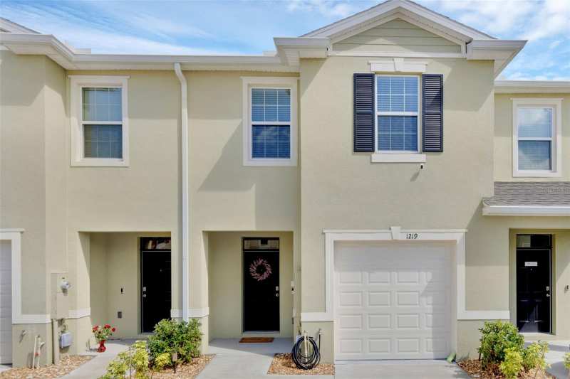 3 bedroom Townhouse at 1219 Lido Drive, Venezia Twnhs, Howey In The Hills — photo 1