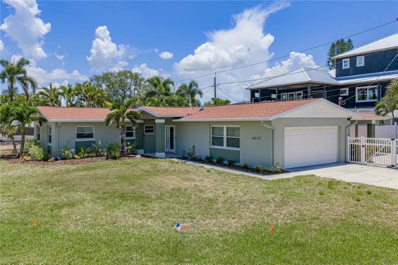 4 bedroom Single Family Residence at 6717 Cardinal Drive, Pasadena Golf Club Estates Sec 4, St Petersburg — photo 5