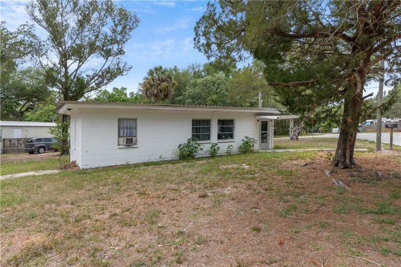 2 bedroom home at 9832 S Nova Terrace, Homosassa, Homosassa — photo 3