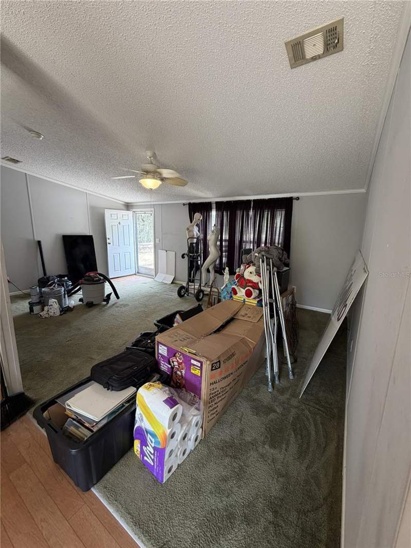 4 bedroom Manufactured Home at 41527 Paradise Road, Forest Rdg #187, Deland — photo 4