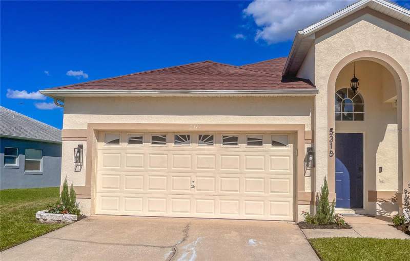 3 bedroom Single Family Residence at 5315 Coral Vine Lane, Dahlia Reserve At Crescent Lakes, Kissimmee — photo 2