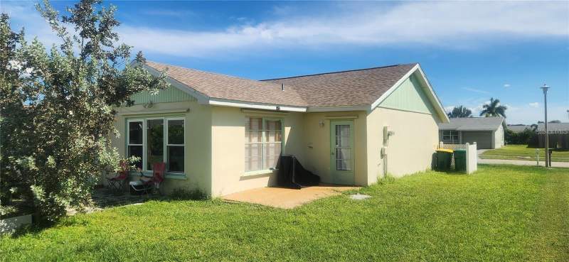 3 bedroom Single Family Residence at 13528 Martha Avenue, Port Charlotte Sec 066, Port Charlotte — photo 4