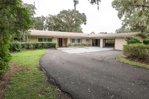 1020 W Lake Hamilton Drive, home for sale in Winter Haven 33881