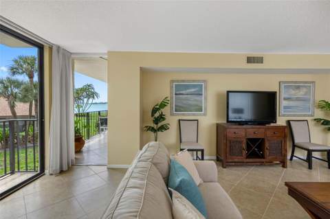 100 Oakmont Lane #203, Belleair FL - photo 6 of 6