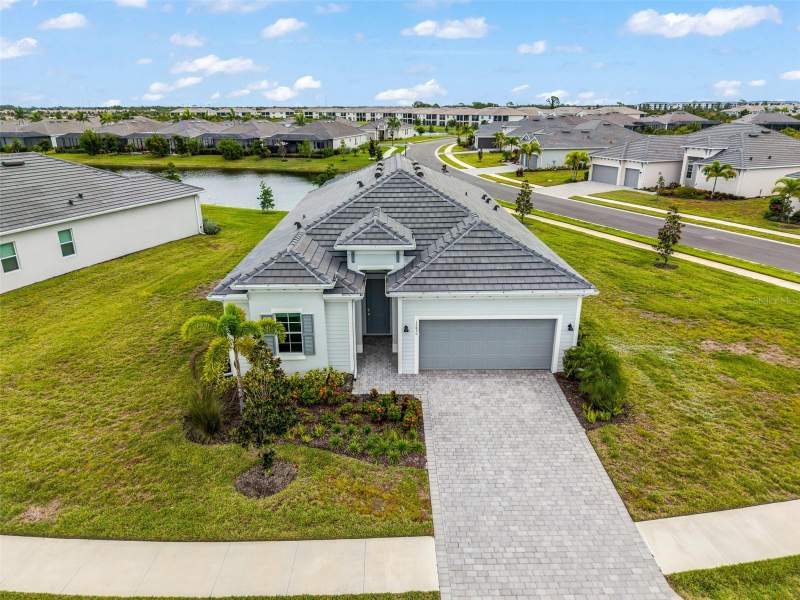 4 bedroom Single Family Residence at 12850 Tulum Loop, Wellen Park Golf & Country Club, Venice — photo 4