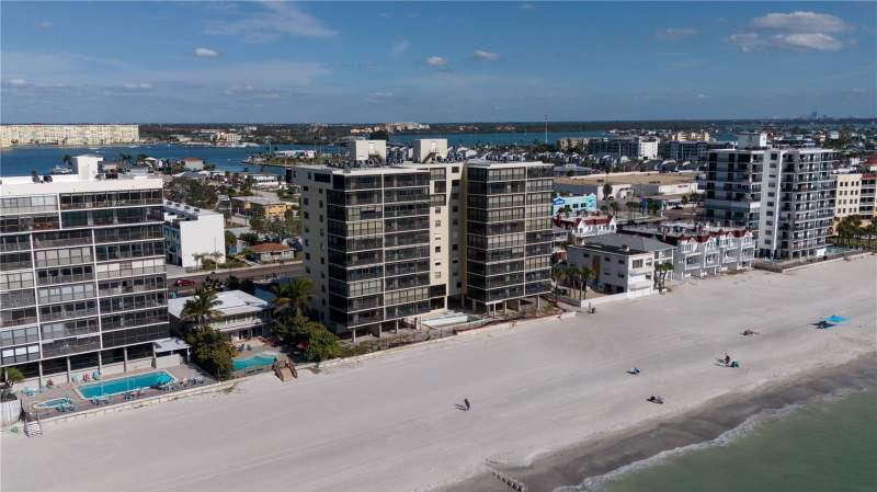 Shores Of Madeira Condo