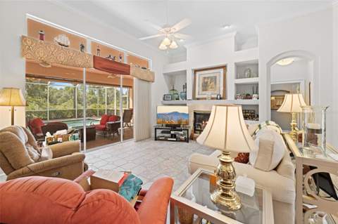 9250 Mississippi Run, Weeki Wachee FL - photo 13 of 88