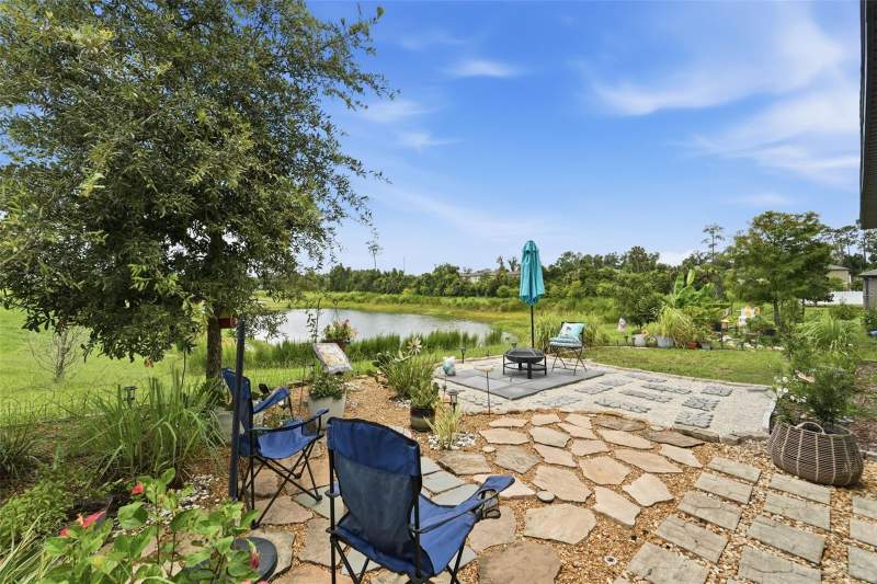 3 bedroom Single Family Residence at 1525 Playwright Drive, Lincoln Oaks, Deland — photo 2