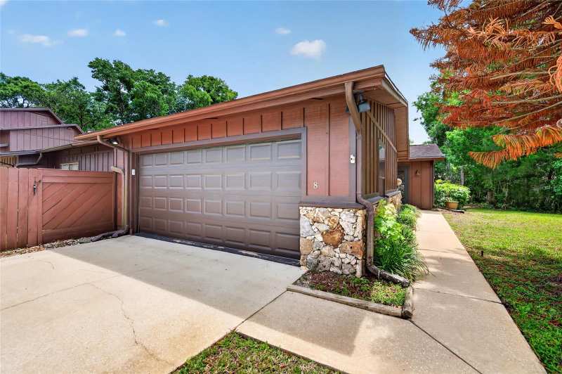 2 bedroom Villa at 8 Mimosa Trail, Oak Village, Ormond Beach — photo 1