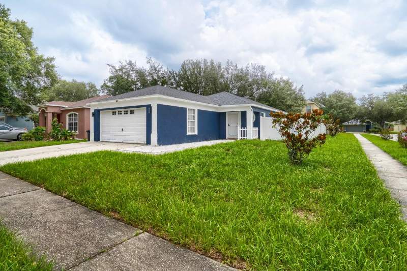 3 bedroom Single Family Residence at 701 Periwinkle Pointe Place, Parsons Pointe Ph 2 Unit A, Seffner — photo 2