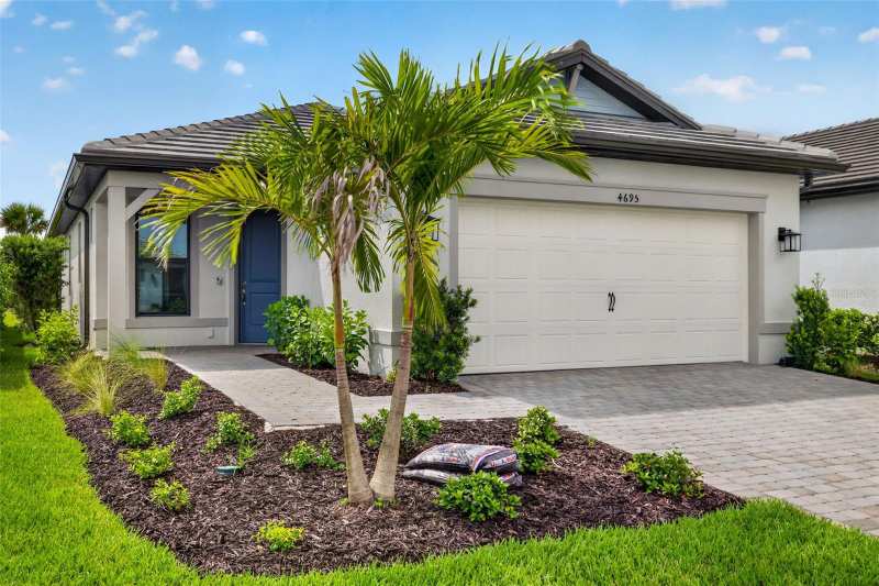 2 bedroom Single Family Residence at 4695 Blue Star Court, Arbor Oaks At The Woodlands, North Port — photo 1