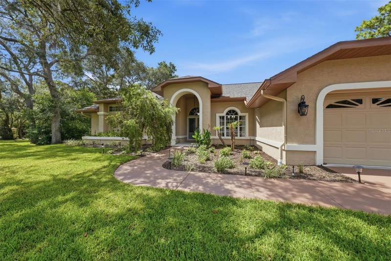 3 bedroom Single Family Residence at 11109 Golden Eagle Avenue, Woodland Waters, Weeki Wachee — photo 3