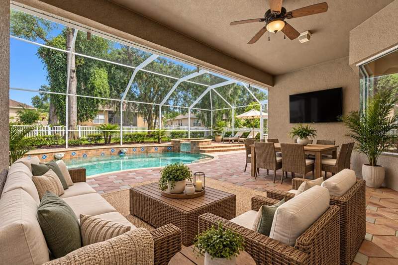 4 bedroom Single Family Residence at 2418 Blue Stone Court, Diamond Hill, Valrico — photo 3