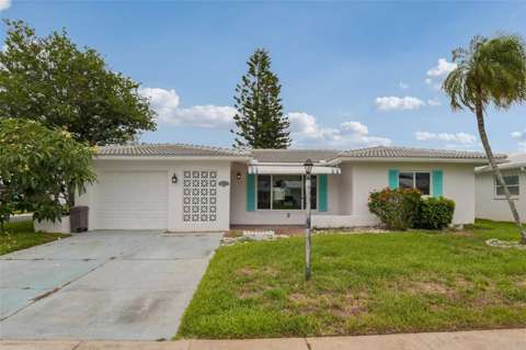 3549 98Th Avenue, golf community for sale in Pinellas Park