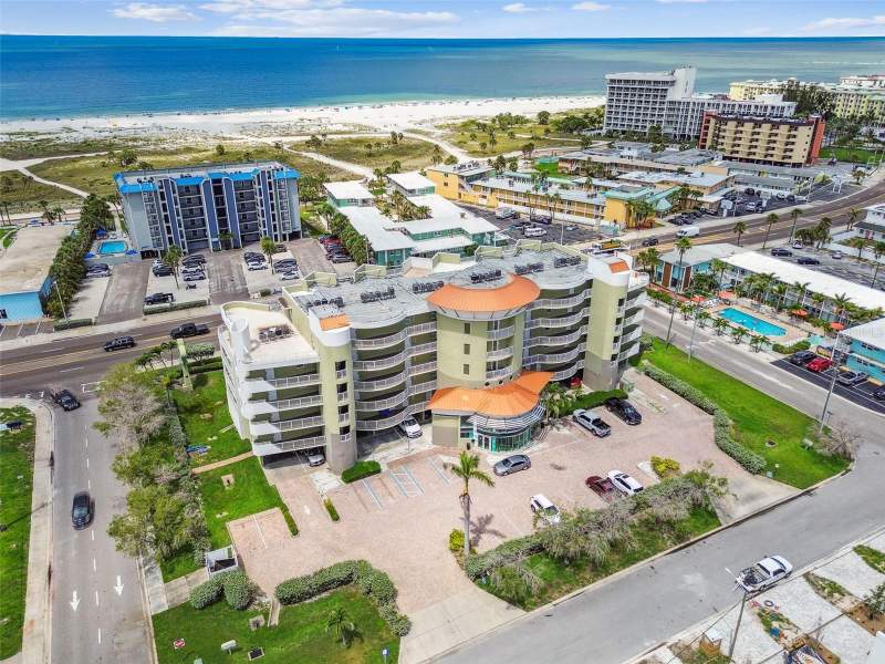 2 bedroom Condo - Hotel at 11605 Gulf Boulevard #506, Crystal Palms Bch Resort At Treasure Island Condo, Treasure Island — photo 2