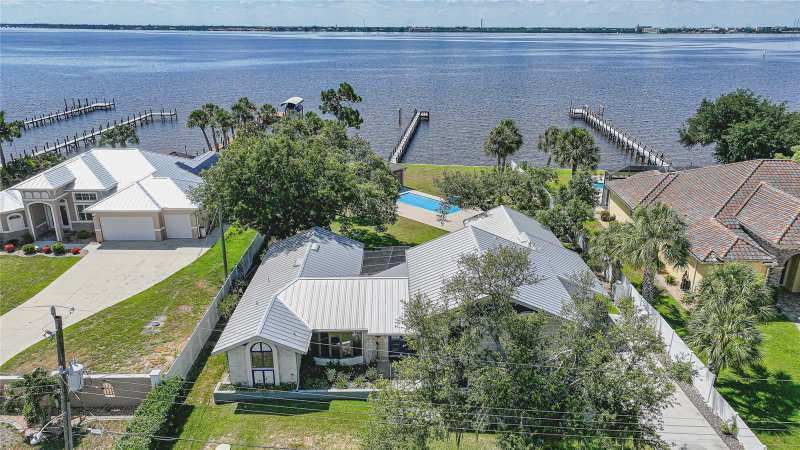3 bedroom Single Family Residence at 4460 Northshore Drive, Charlotte Shores Un 01, Punta Gorda — photo 1
