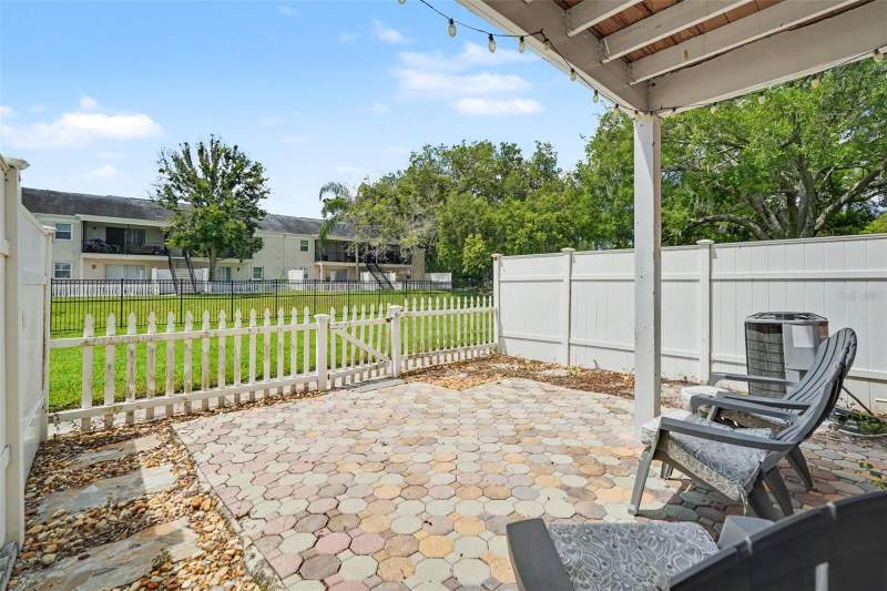 1 bedroom Condominium at 13832 Orange Sunset Drive #101, Whispering Oaks, Tampa — photo 2