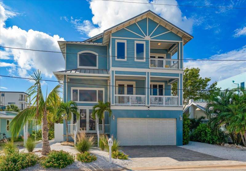4 bedroom Single Family Residence at 31 81st Avenue, Sunset Beach, Treasure Island — photo 4