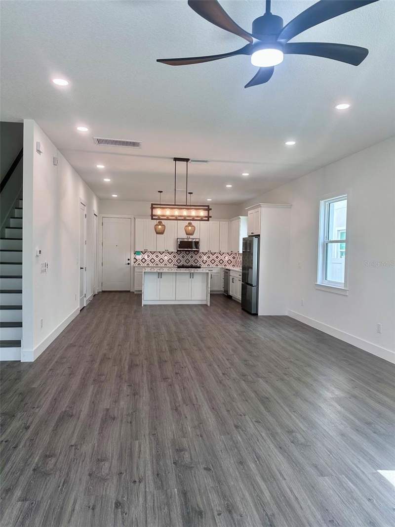 3 bedroom Townhouse at 1525 29th Avenue, Washington Heights, St Petersburg — photo 4