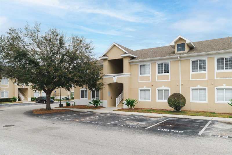 3 bedroom Condominium at 6434 Cypressdale Drive #102, Villages Of Bloomingdale, Riverview — photo 1